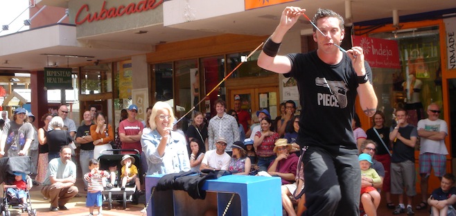 NZ Wellington Busker